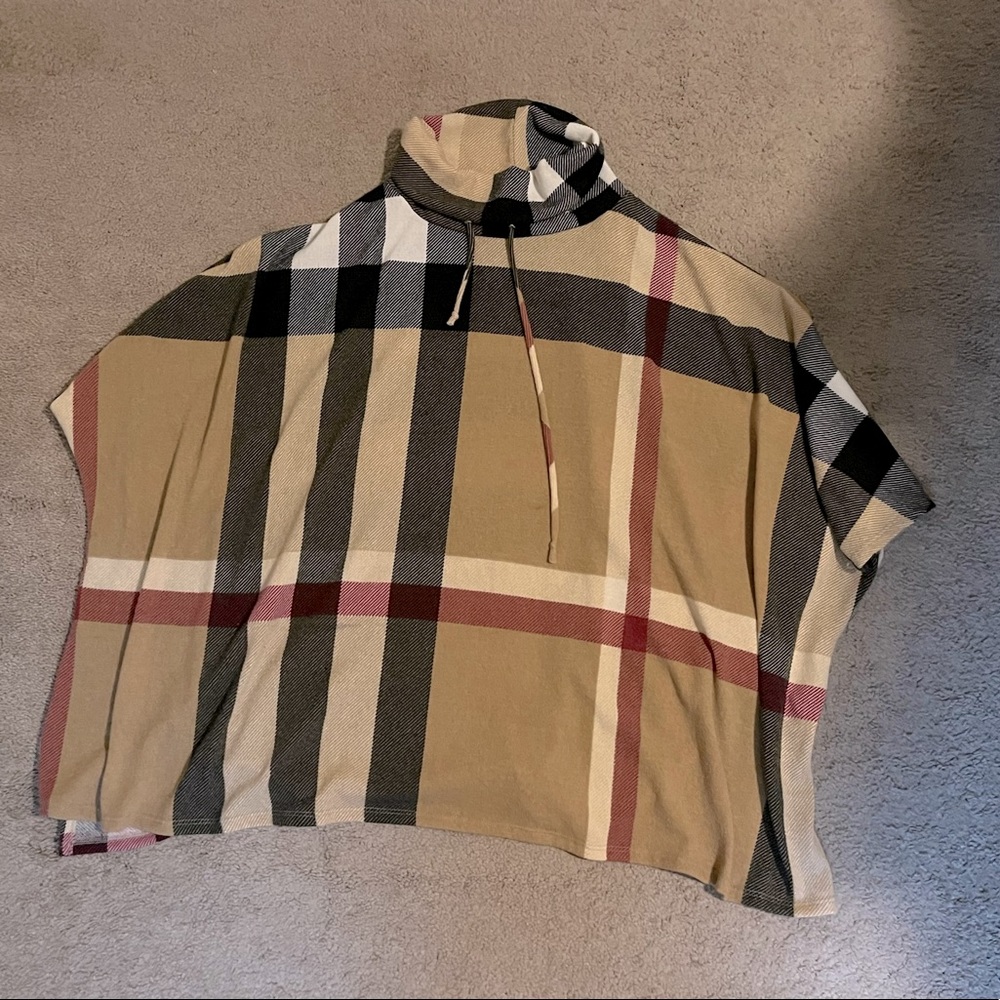 Small women’s poncho